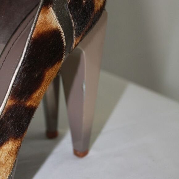 Versace Animal Print Heels (Size: 10) - Picture 6 of 8
